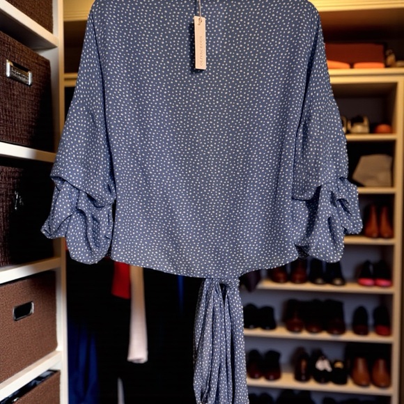 NWT - Olivaceous Blouse - Size M - Picture 5 of 9